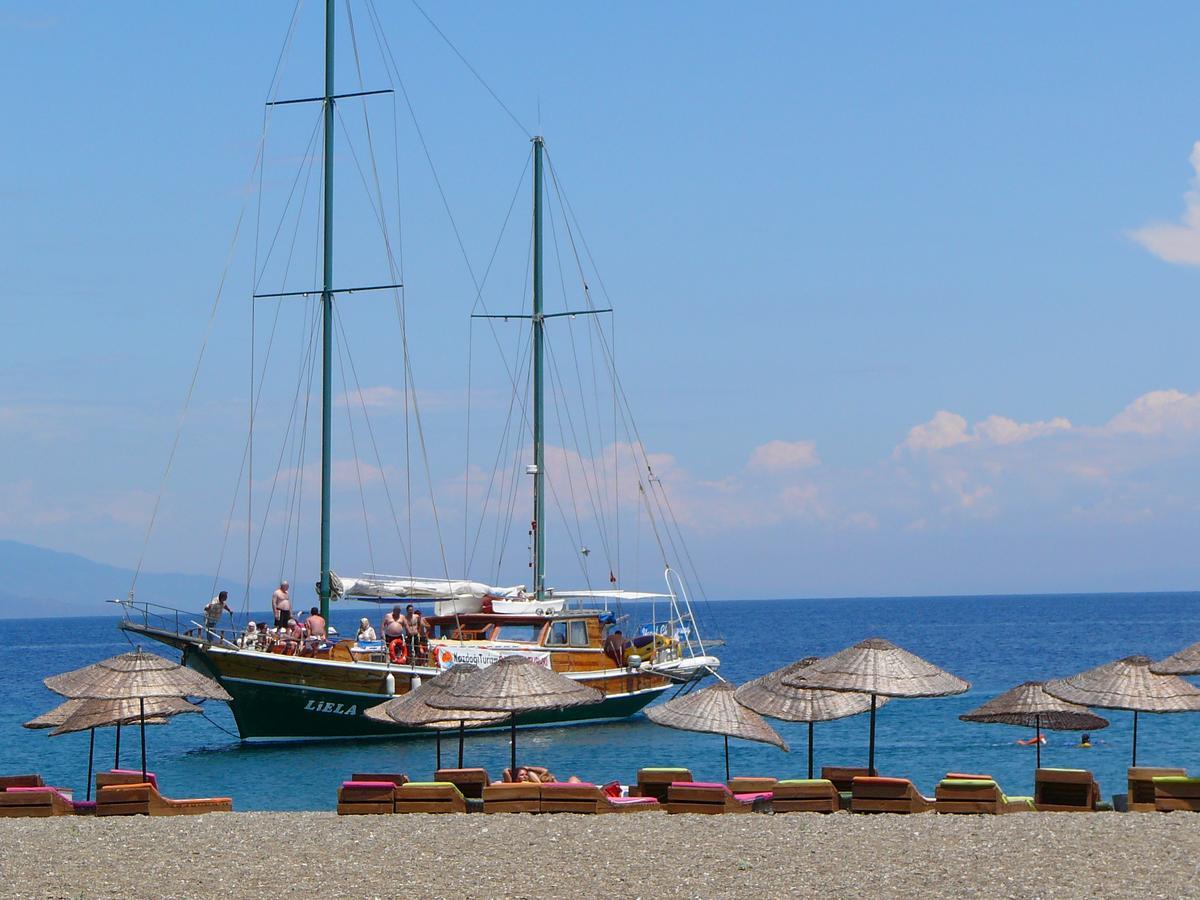 Assos Kadirga Hotel Exterior photo